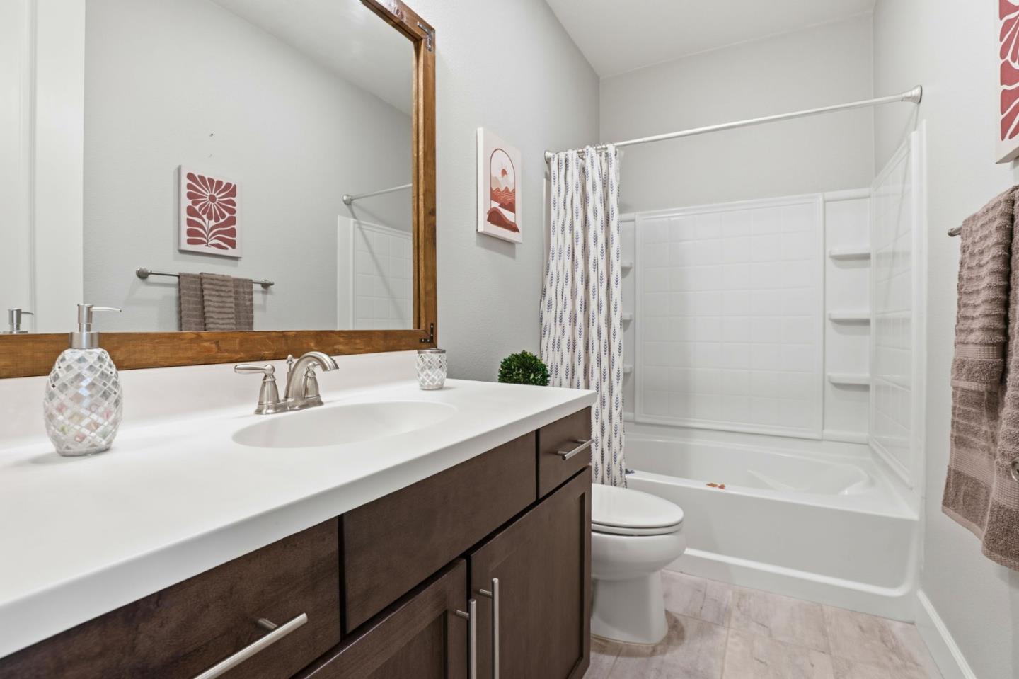 Detail Gallery Image 36 of 42 For 17985 Cantabria Ln, Morgan Hill,  CA 95037 - 3 Beds | 2/1 Baths