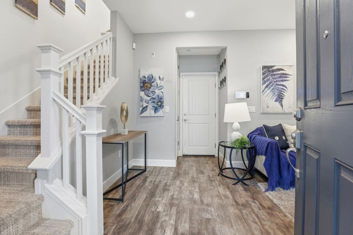 Detail Gallery Image 6 of 42 For 17985 Cantabria Ln, Morgan Hill,  CA 95037 - 3 Beds | 2/1 Baths