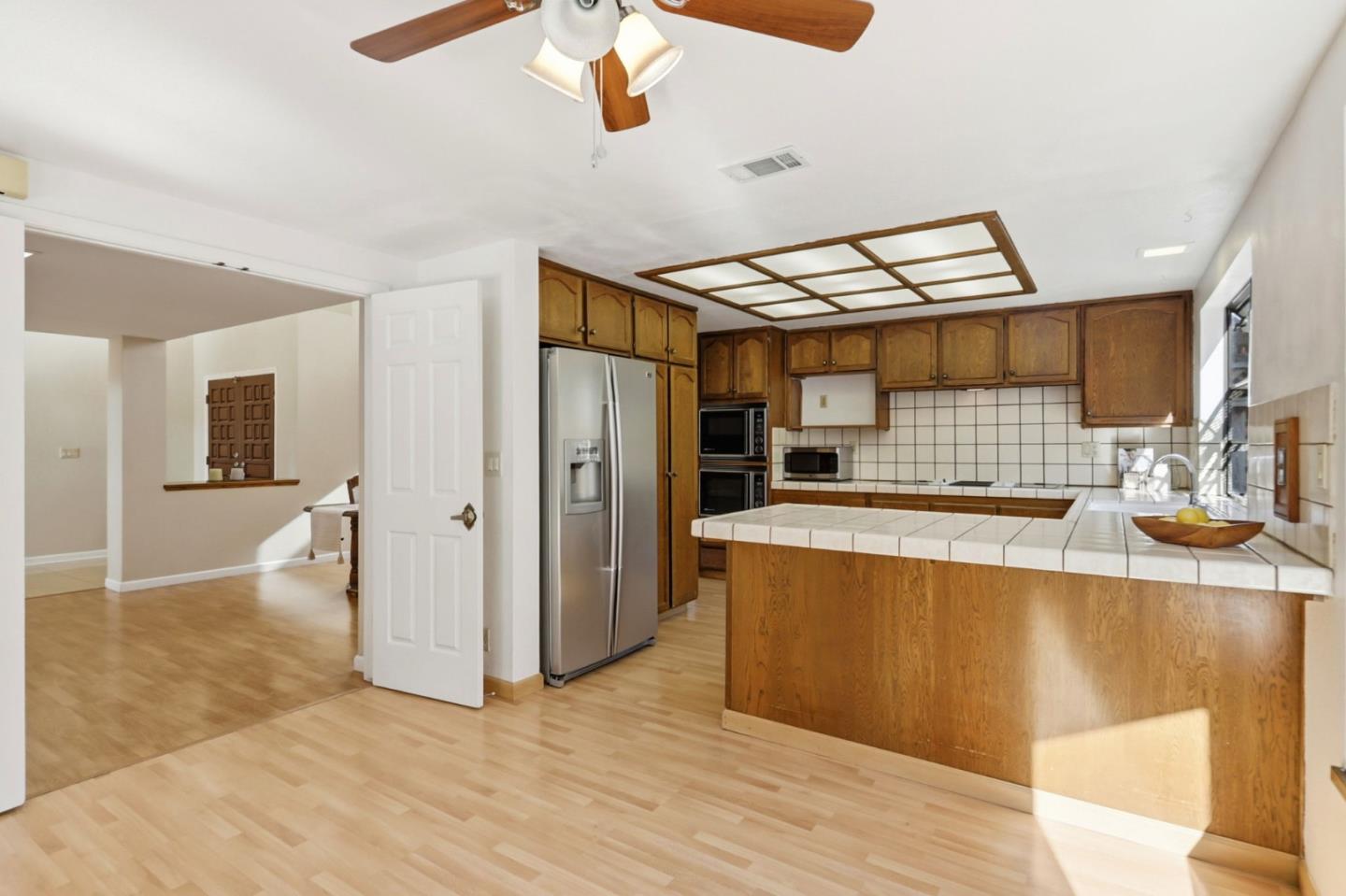 Detail Gallery Image 17 of 56 For 5948 Garlough Dr, San Jose,  CA 95123 - 4 Beds | 3 Baths