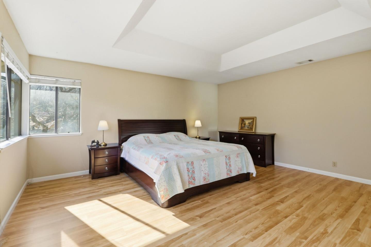 Detail Gallery Image 38 of 56 For 5948 Garlough Dr, San Jose,  CA 95123 - 4 Beds | 3 Baths