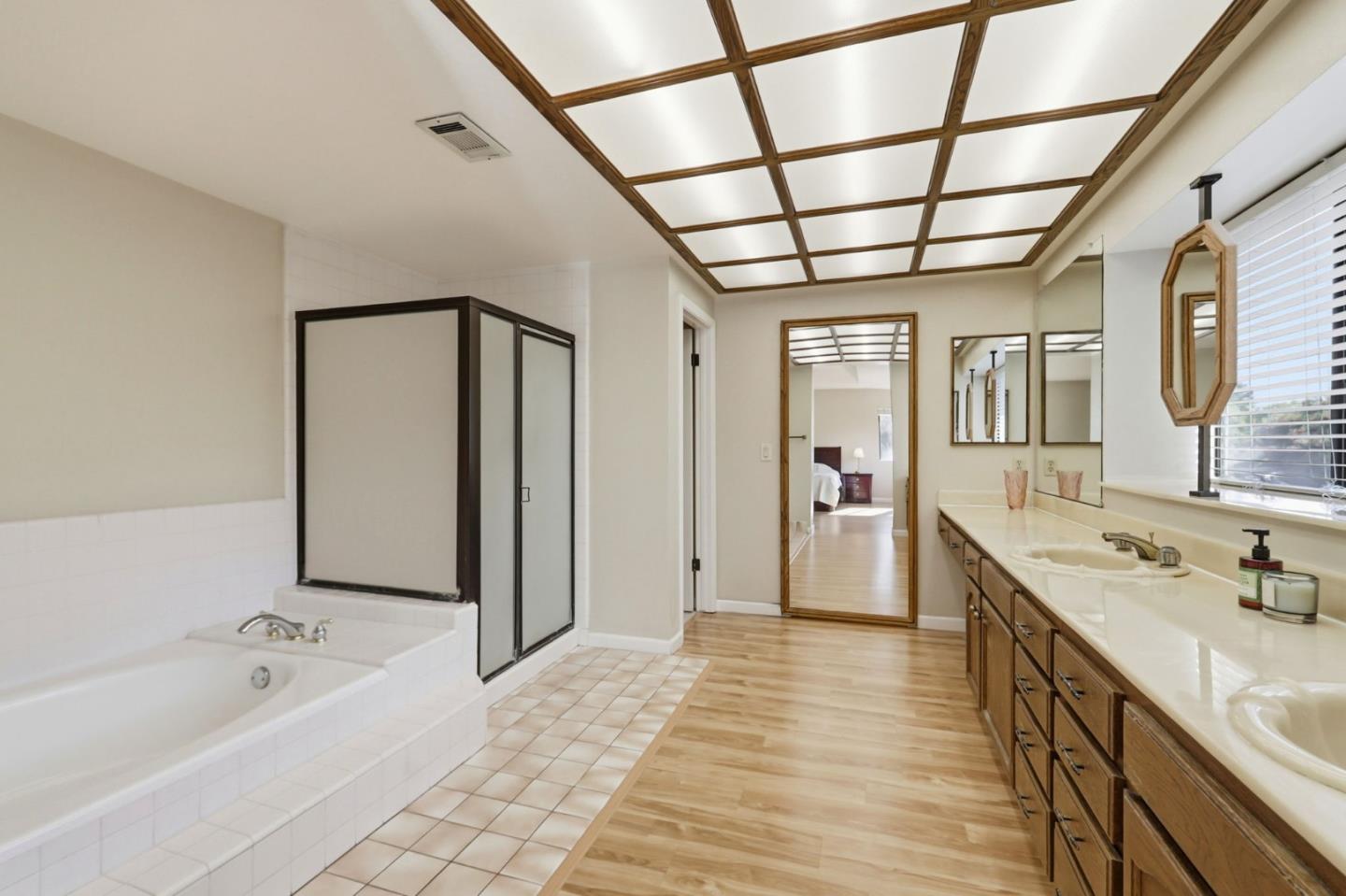 Detail Gallery Image 40 of 56 For 5948 Garlough Dr, San Jose,  CA 95123 - 4 Beds | 3 Baths