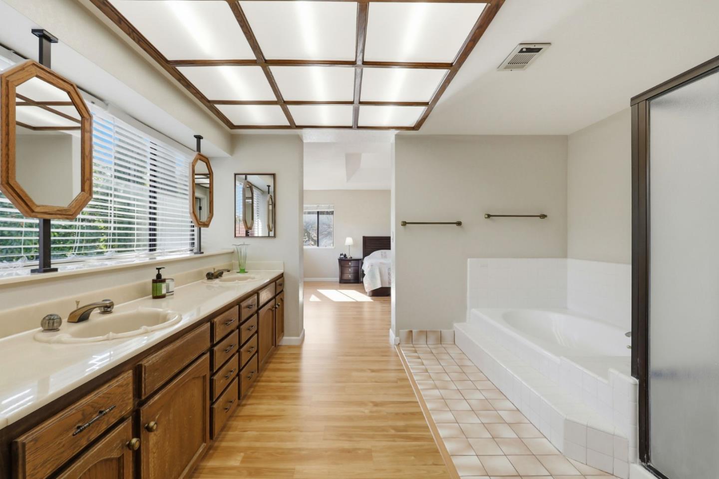 Detail Gallery Image 42 of 56 For 5948 Garlough Dr, San Jose,  CA 95123 - 4 Beds | 3 Baths