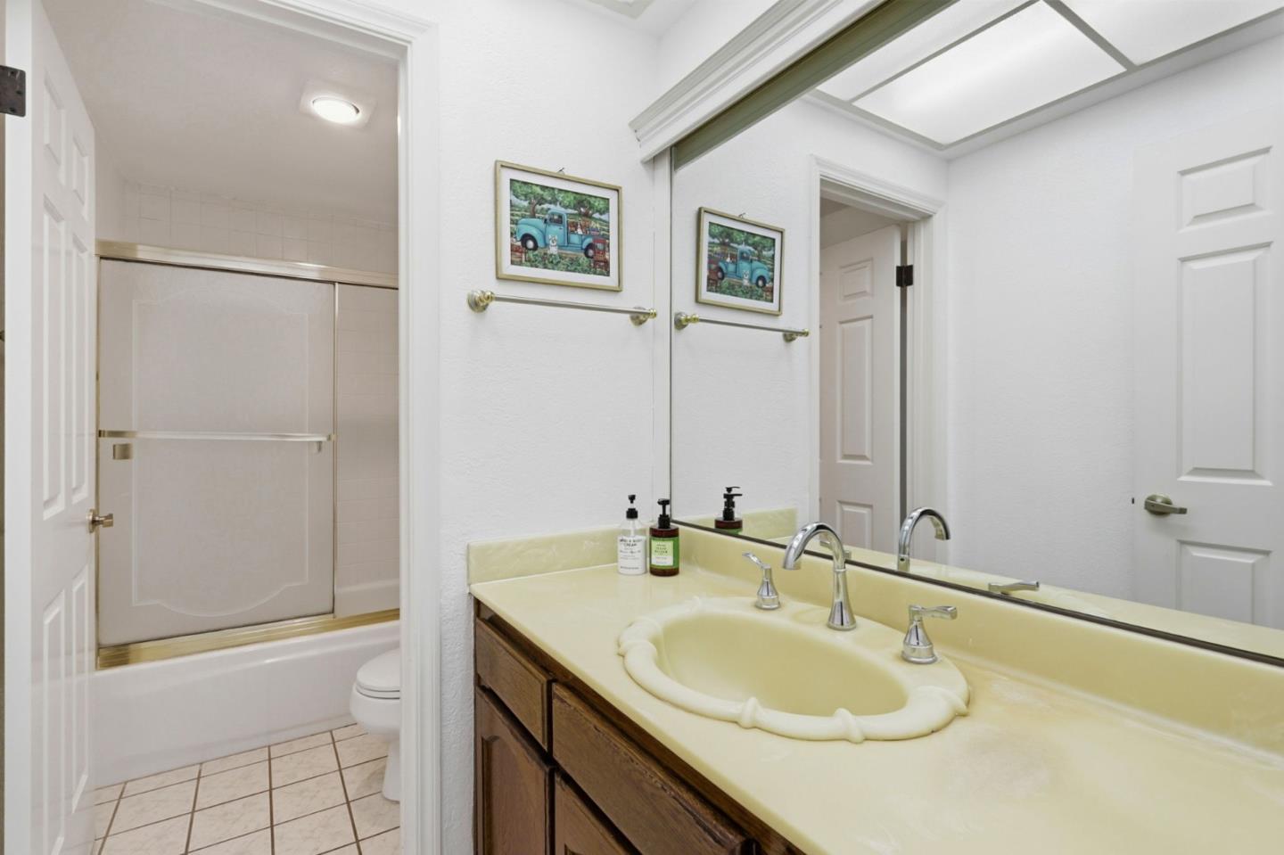 Detail Gallery Image 44 of 56 For 5948 Garlough Dr, San Jose,  CA 95123 - 4 Beds | 3 Baths