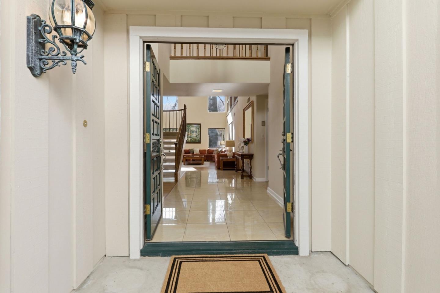 Detail Gallery Image 5 of 56 For 5948 Garlough Dr, San Jose,  CA 95123 - 4 Beds | 3 Baths