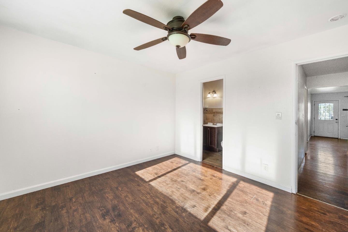 Detail Gallery Image 13 of 26 For 1497 Mount Lassen Dr, San Jose,  CA 95127 - 3 Beds | 2 Baths