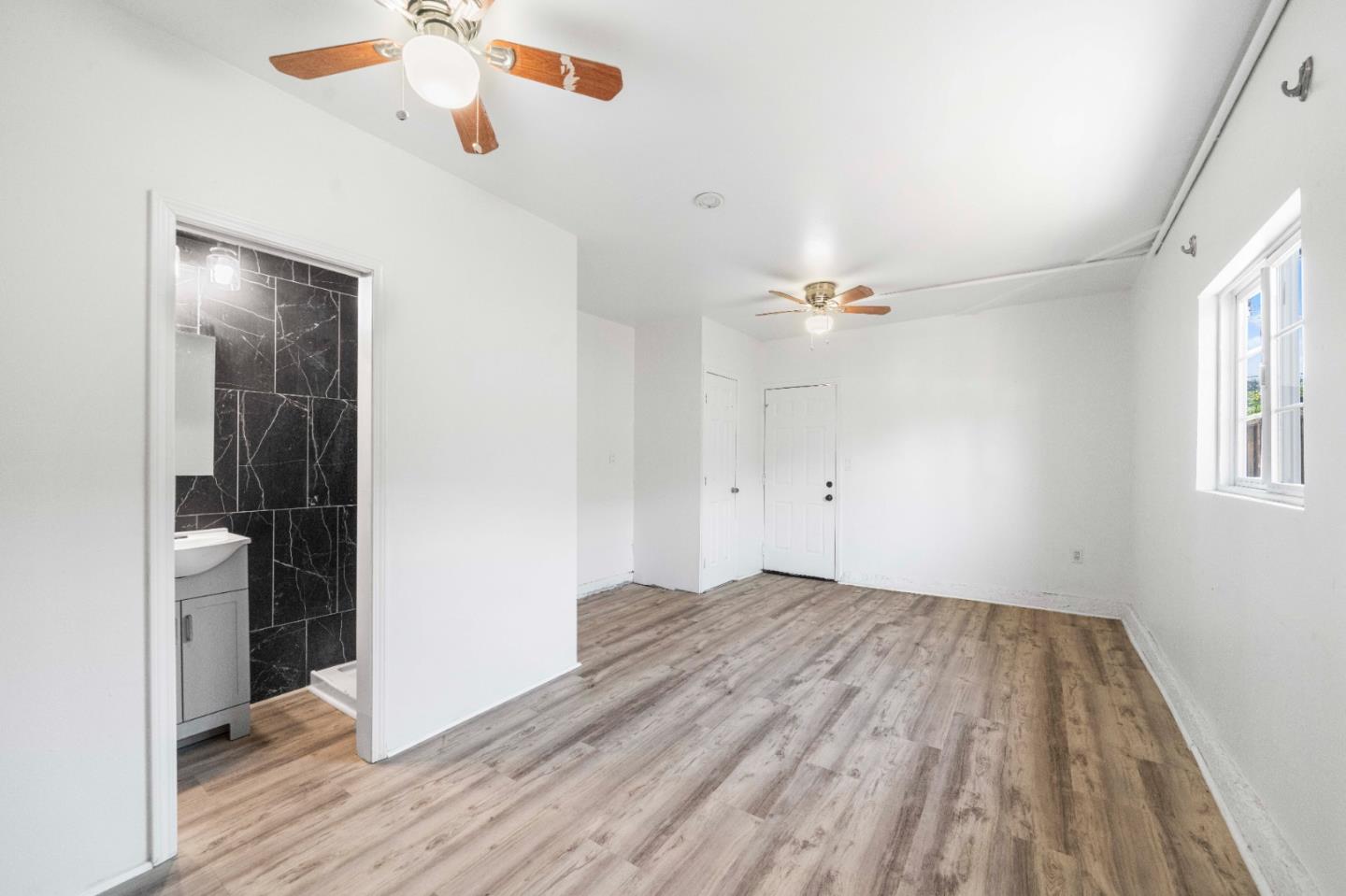 Detail Gallery Image 19 of 26 For 1497 Mount Lassen Dr, San Jose,  CA 95127 - 3 Beds | 2 Baths