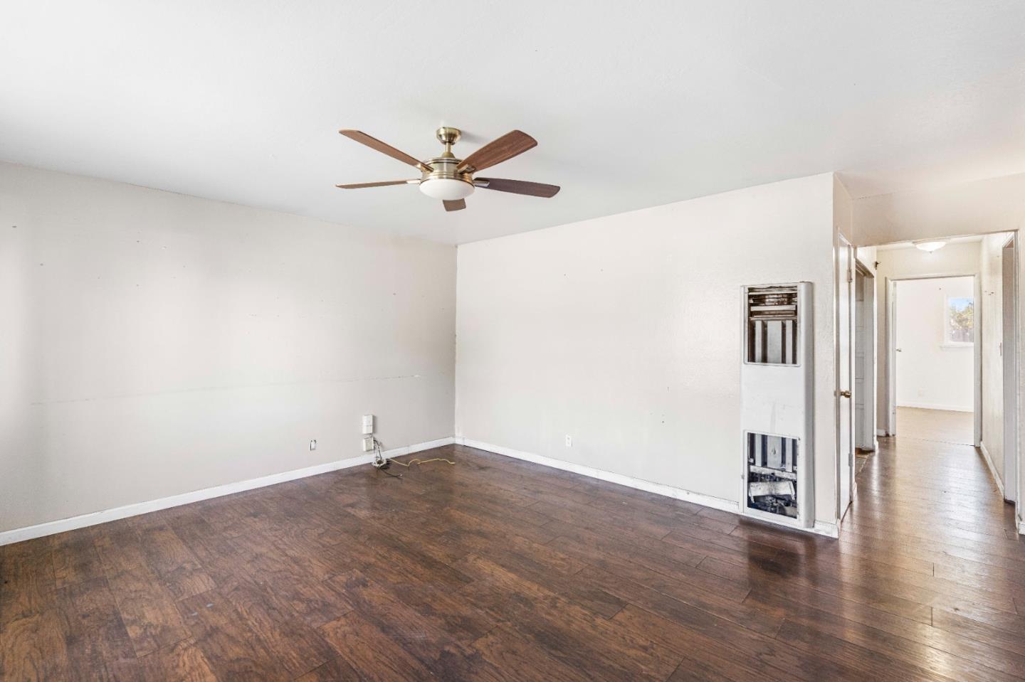 Detail Gallery Image 3 of 26 For 1497 Mount Lassen Dr, San Jose,  CA 95127 - 3 Beds | 2 Baths