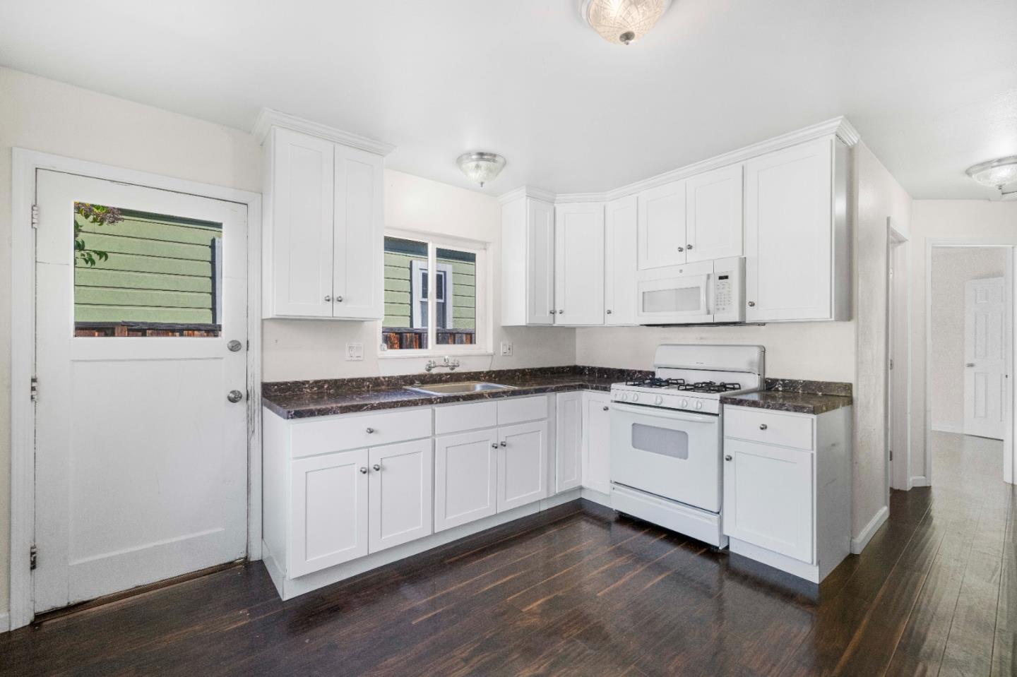 Detail Gallery Image 7 of 25 For 538 Fisk Ave, San Jose,  CA 95125 - 2 Beds | 1 Baths