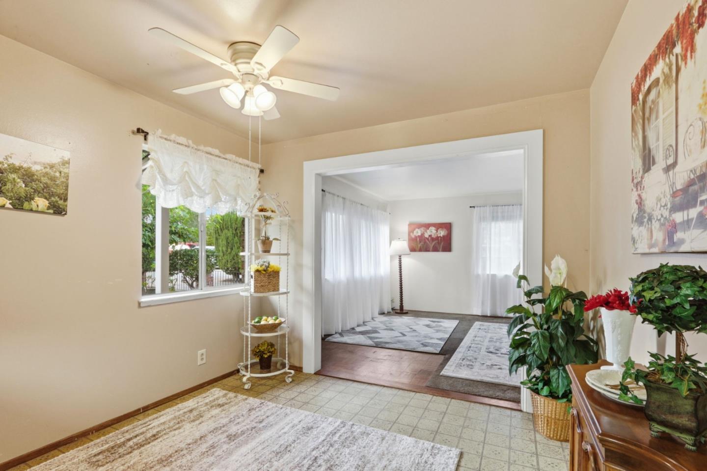 Detail Gallery Image 19 of 45 For 10614 Merriman Rd, Cupertino,  CA 95014 - 3 Beds | 1 Baths