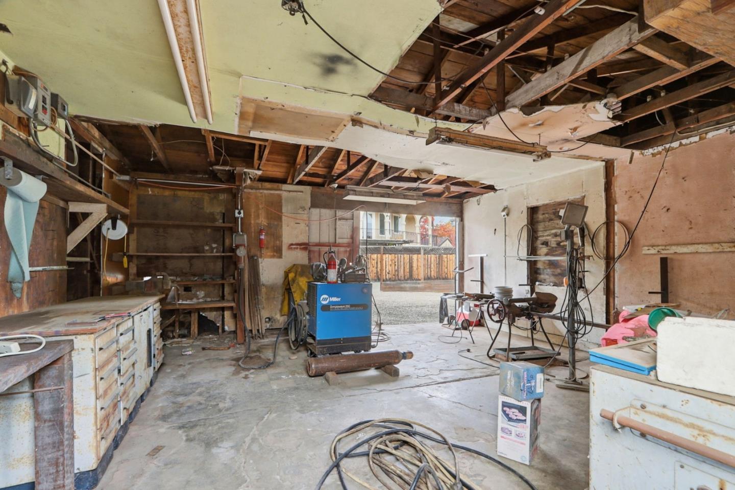 Detail Gallery Image 35 of 45 For 10614 Merriman Rd, Cupertino,  CA 95014 - 3 Beds | 1 Baths