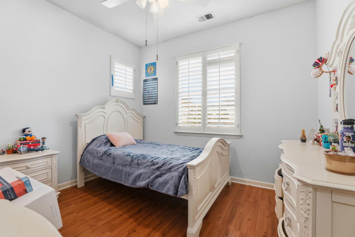 Detail Gallery Image 11 of 22 For 946 Martiri Ct, Gilroy,  CA 95020 - 5 Beds | 3 Baths