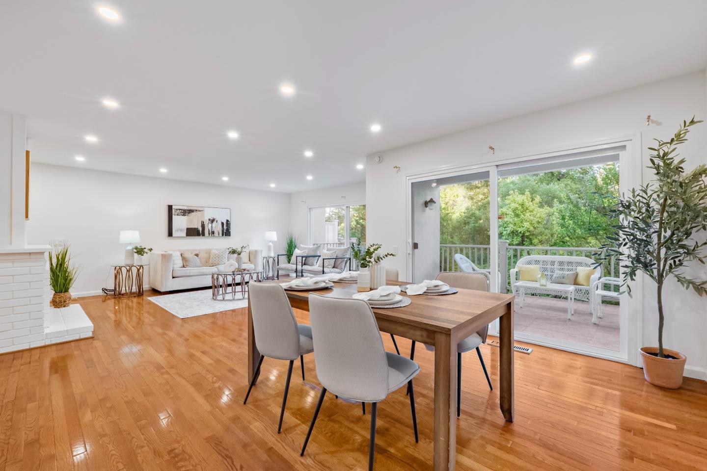 Detail Gallery Image 3 of 13 For 14664 Springer Ave, Saratoga,  CA 95070 - 3 Beds | 2/1 Baths