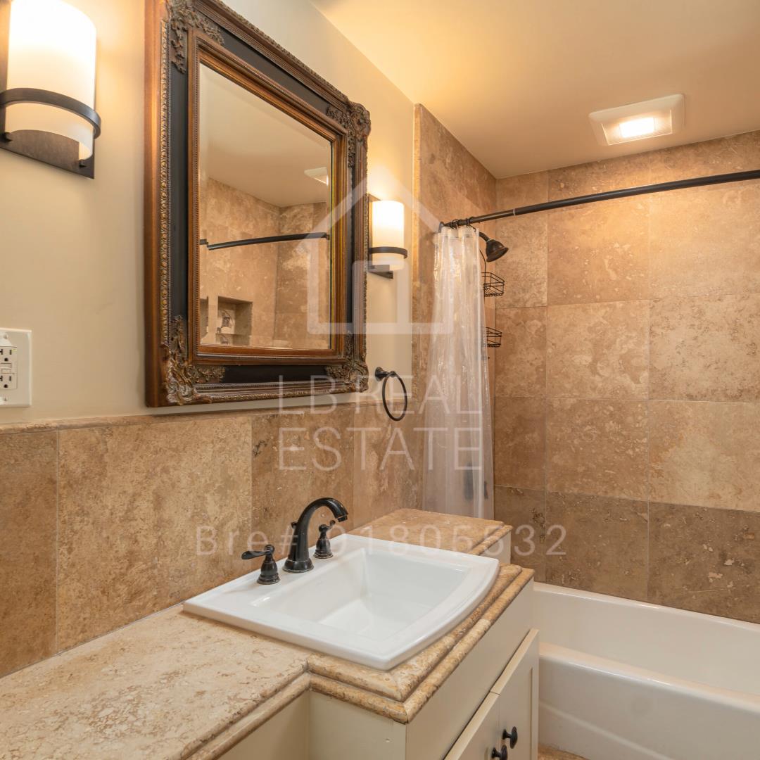 Detail Gallery Image 8 of 16 For 1382 Sir Francis Drake, San Anselmo,  CA 94960 - 2 Beds | 1 Baths