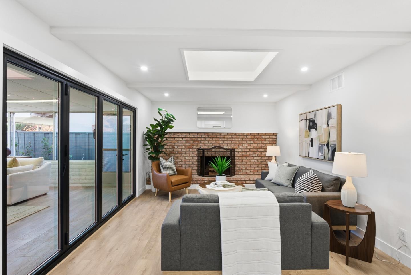 Detail Gallery Image 11 of 21 For 2518 Aragon Way, San Jose,  CA 95125 - 3 Beds | 2 Baths