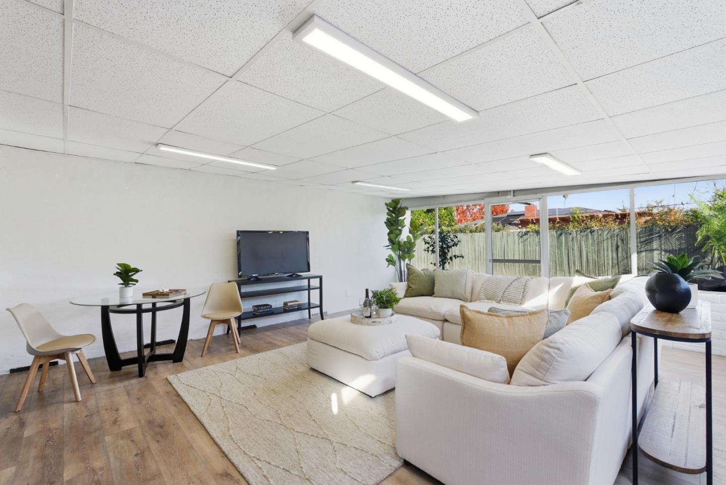 Detail Gallery Image 14 of 21 For 2518 Aragon Way, San Jose,  CA 95125 - 3 Beds | 2 Baths