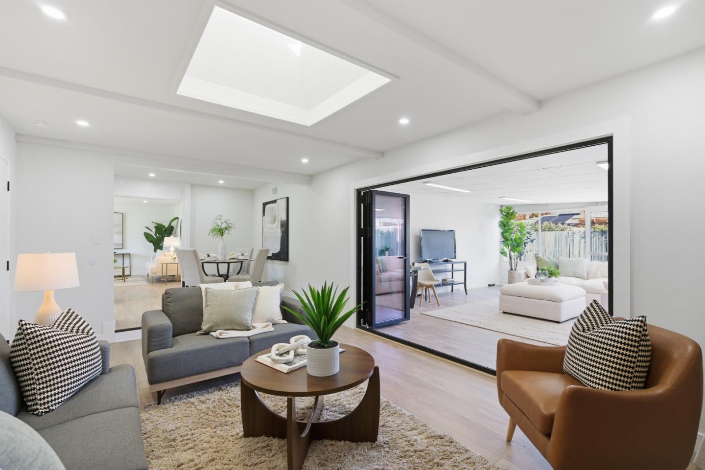 Detail Gallery Image 9 of 21 For 2518 Aragon Way, San Jose,  CA 95125 - 3 Beds | 2 Baths