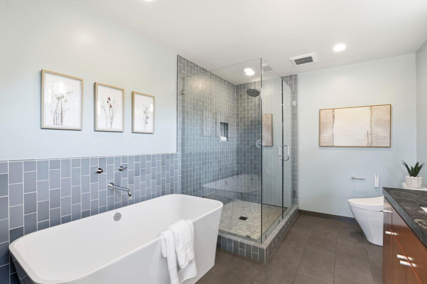 Detail Gallery Image 23 of 35 For 145 Cornell Rd, Menlo Park,  CA 94025 - 4 Beds | 3 Baths