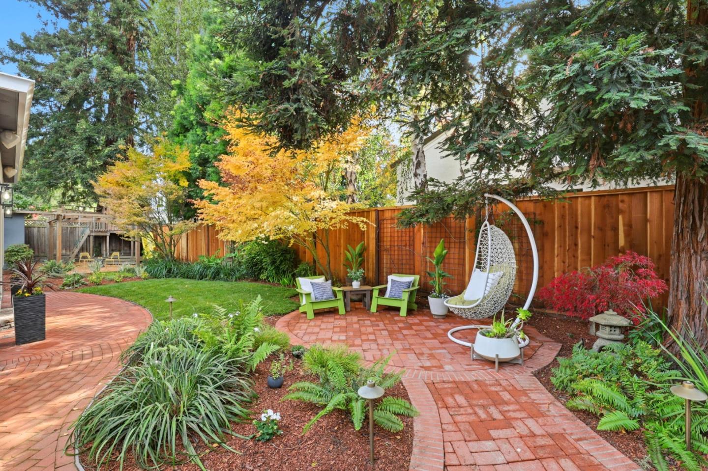 Detail Gallery Image 30 of 35 For 145 Cornell Rd, Menlo Park,  CA 94025 - 4 Beds | 3 Baths