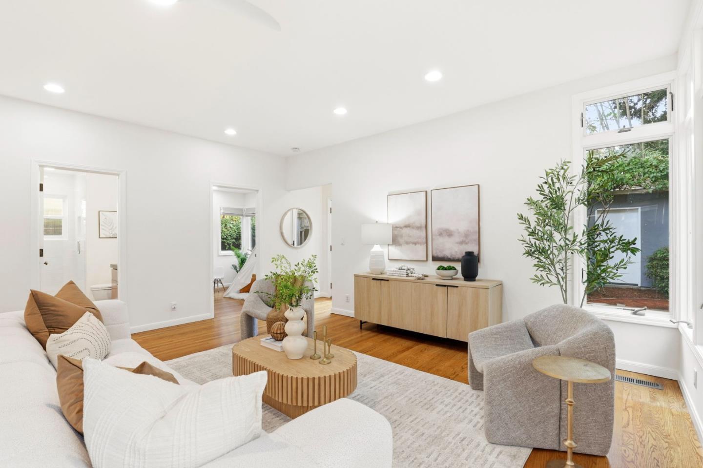 Detail Gallery Image 9 of 35 For 145 Cornell Rd, Menlo Park,  CA 94025 - 4 Beds | 3 Baths