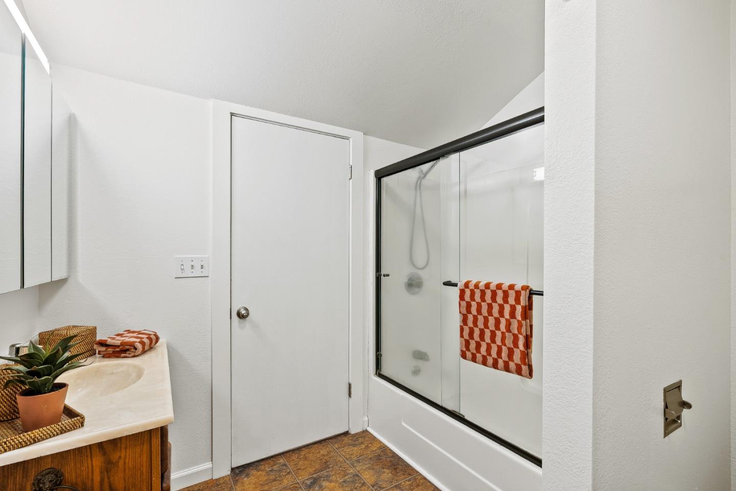 Detail Gallery Image 19 of 41 For 610 Nelson Rd, Scotts Valley,  CA 95066 - 1 Beds | 1 Baths