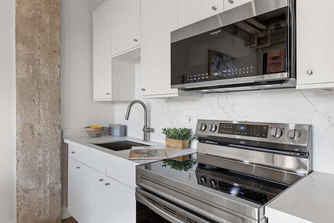 Detail Gallery Image 10 of 22 For 2711 18th St #37,  San Francisco,  CA 94110 - 1 Beds | 1 Baths