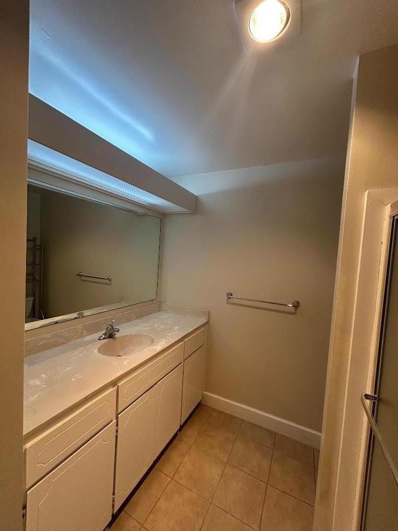 Detail Gallery Image 12 of 20 For 6090 Montgomery Ct, San Jose,  CA 95135 - 2 Beds | 1 Baths