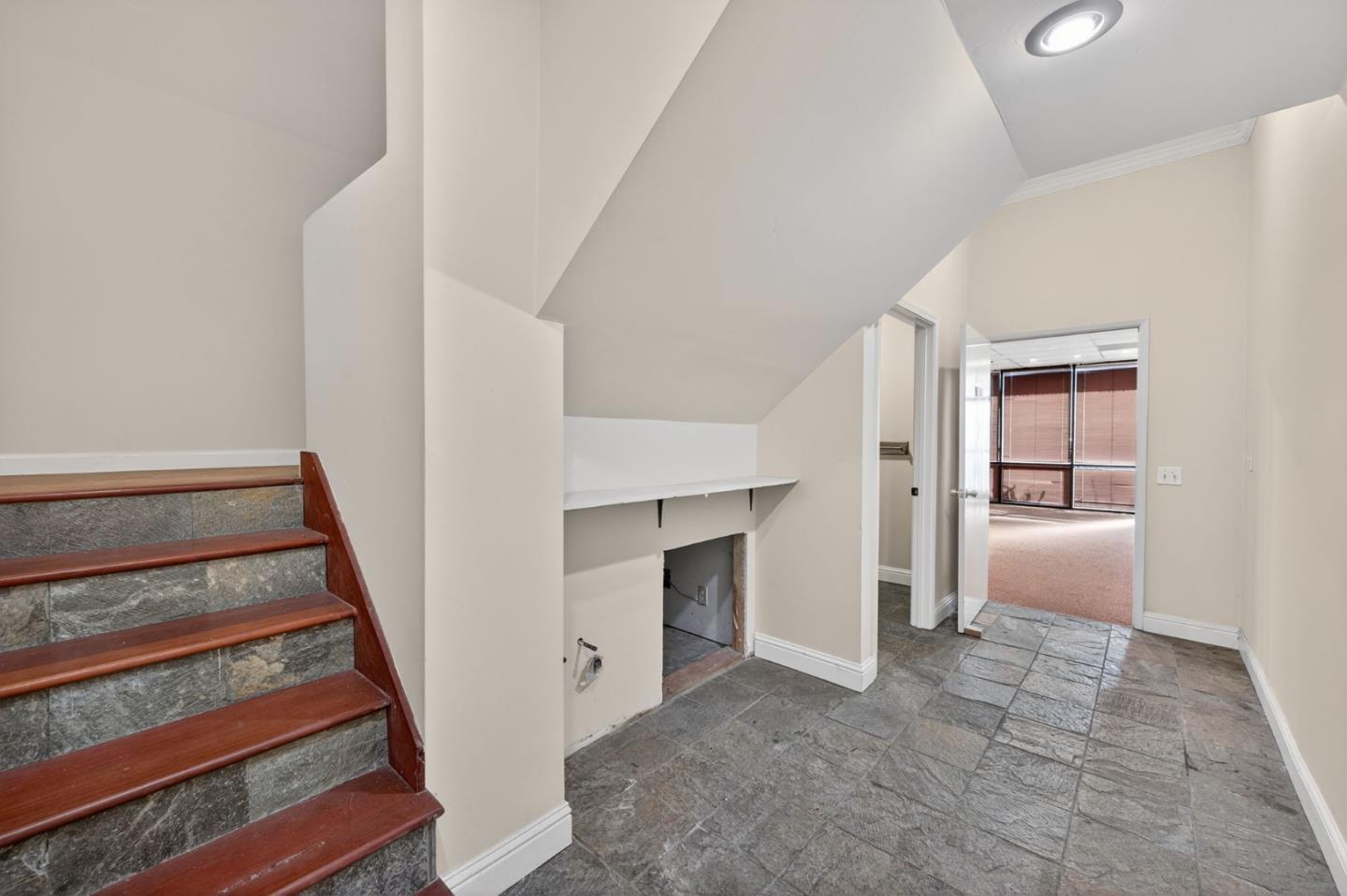 Detail Gallery Image 20 of 43 For 20 S Linden Ave 3b,  South San Francisco,  CA 94080 - – Beds | – Baths