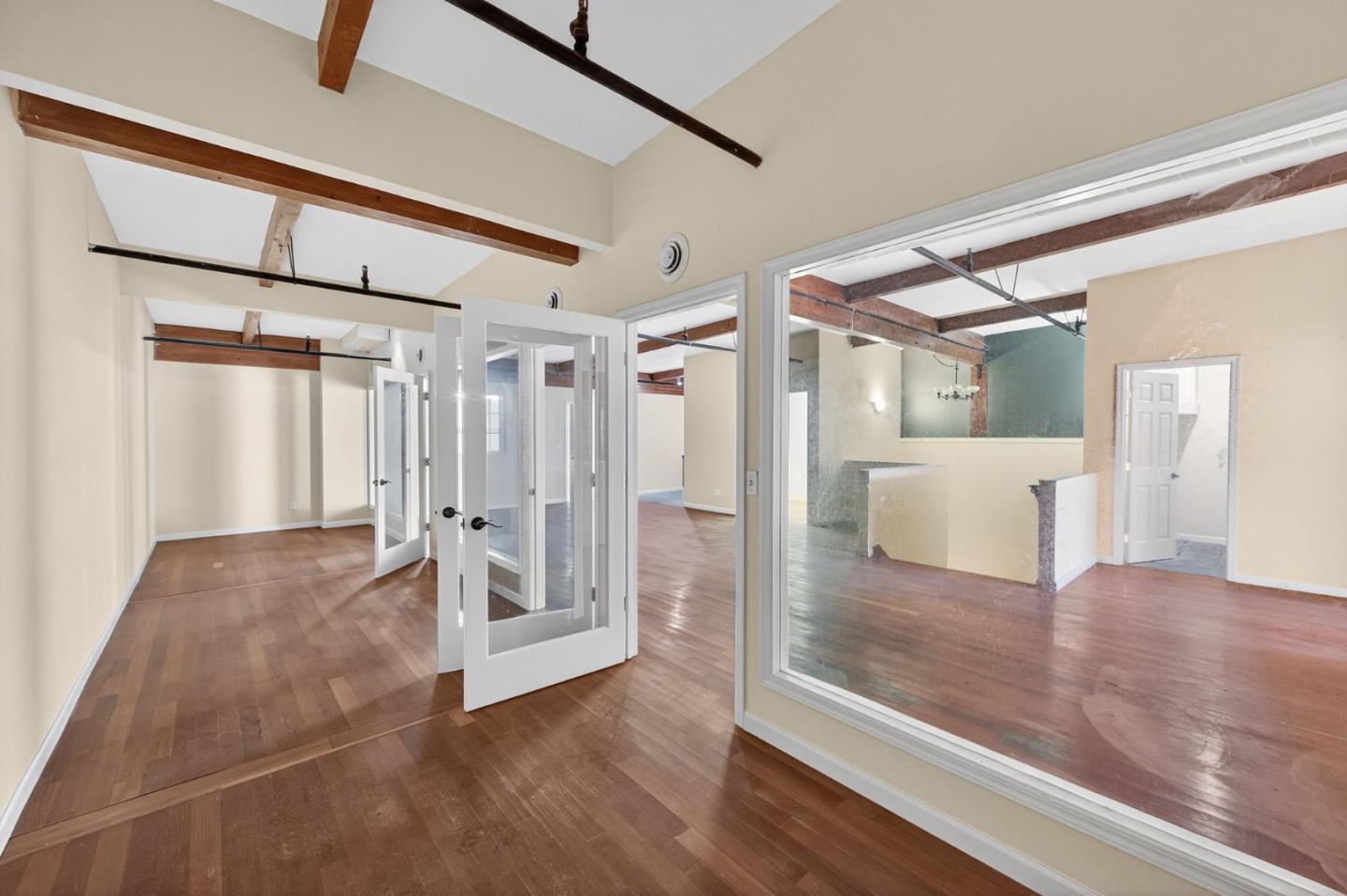 Detail Gallery Image 26 of 43 For 20 S Linden Ave 3b,  South San Francisco,  CA 94080 - – Beds | – Baths