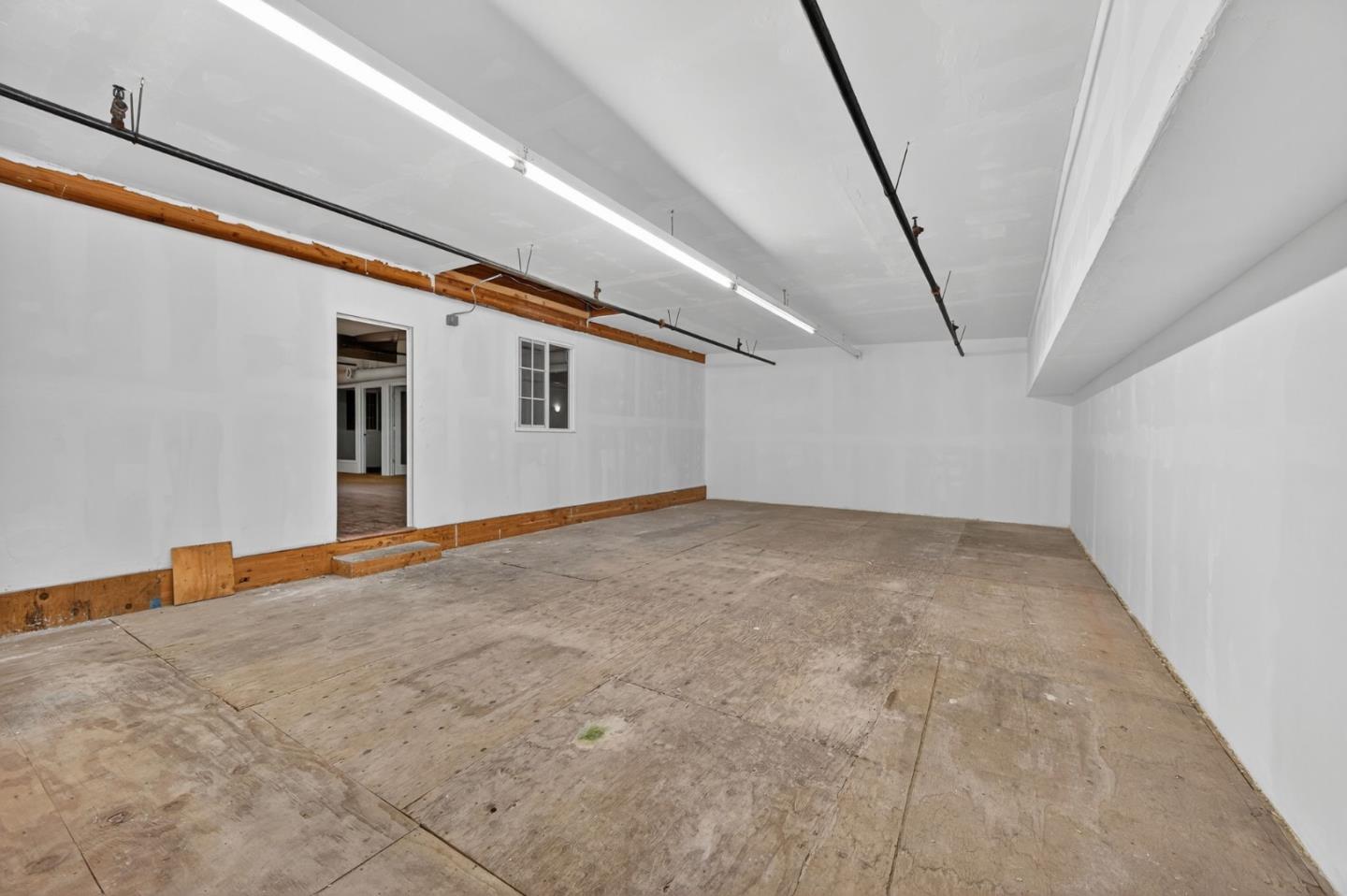 Detail Gallery Image 34 of 43 For 20 S Linden Ave 3b,  South San Francisco,  CA 94080 - – Beds | – Baths