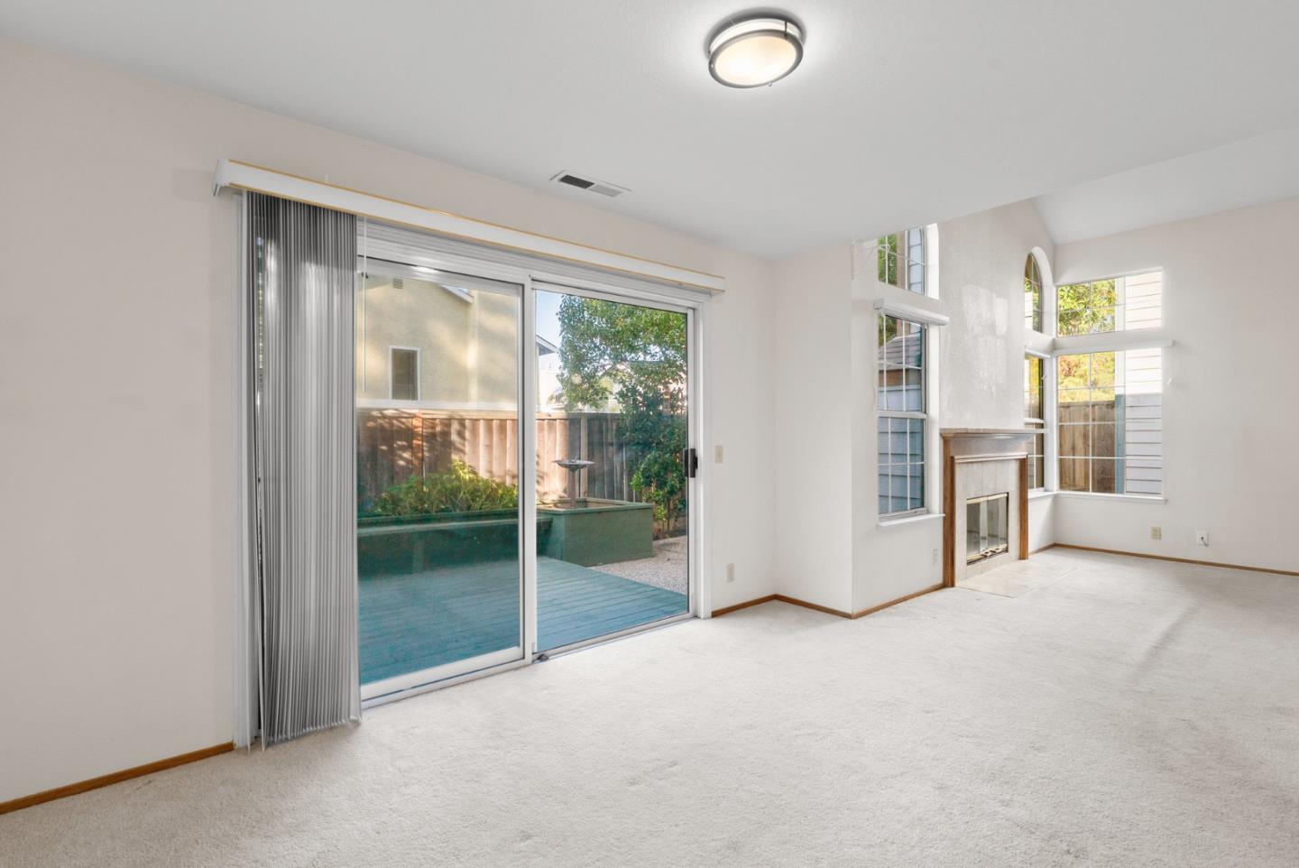 Detail Gallery Image 12 of 33 For 915 Kara Way, Campbell,  CA 95008 - 3 Beds | 2/1 Baths