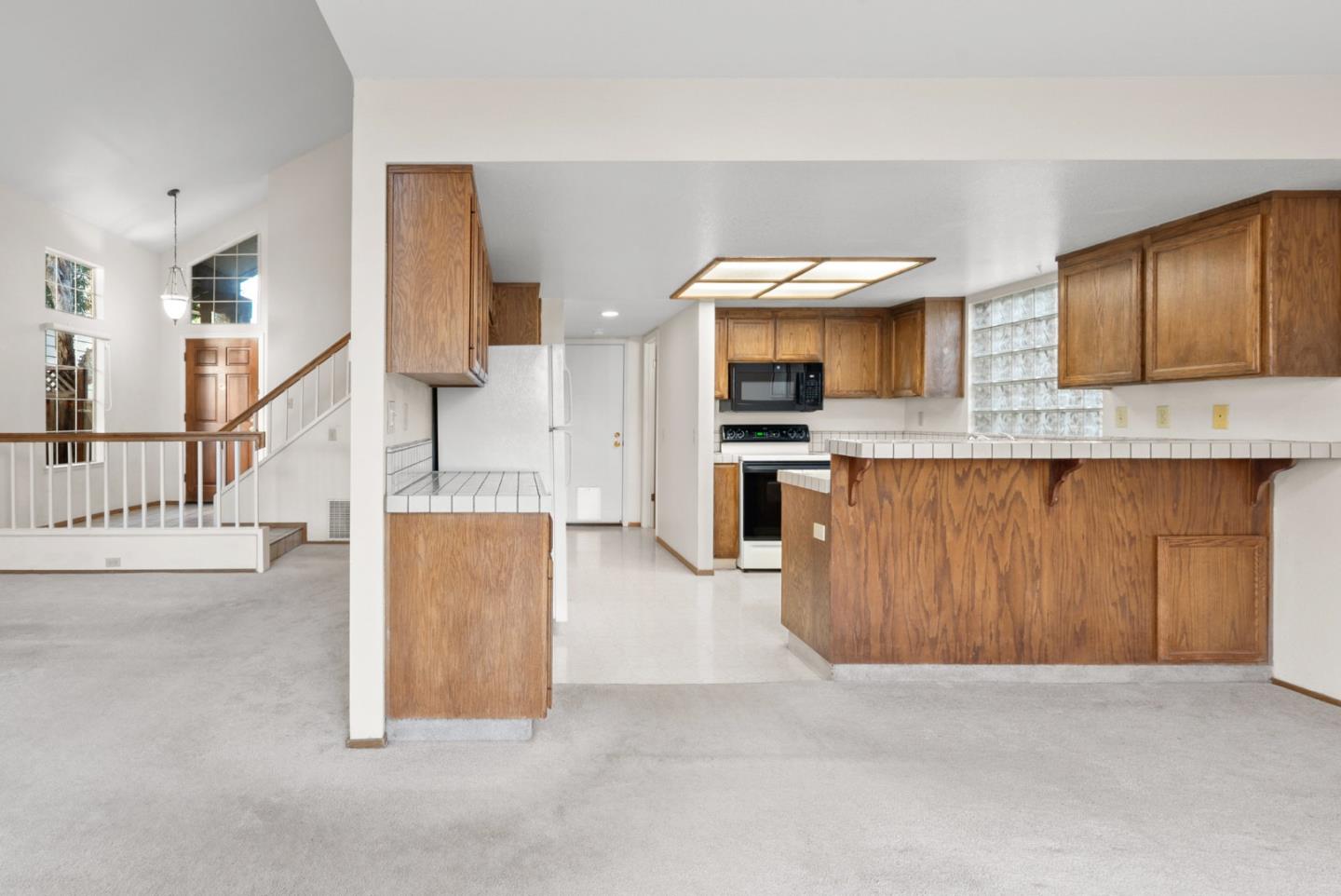 Detail Gallery Image 13 of 33 For 915 Kara Way, Campbell,  CA 95008 - 3 Beds | 2/1 Baths