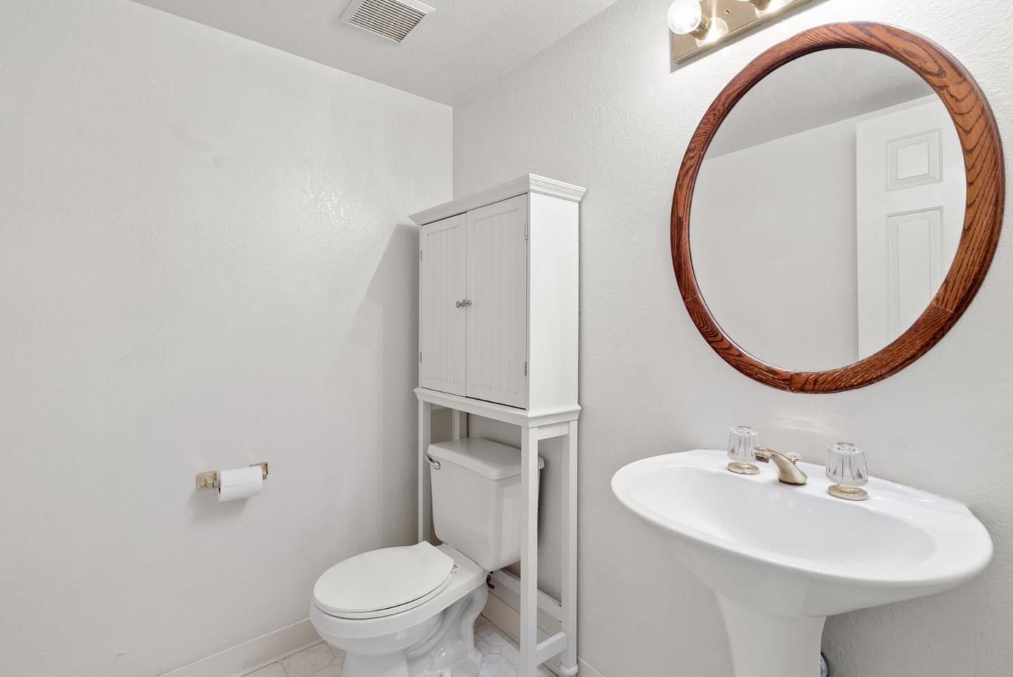 Detail Gallery Image 18 of 33 For 915 Kara Way, Campbell,  CA 95008 - 3 Beds | 2/1 Baths