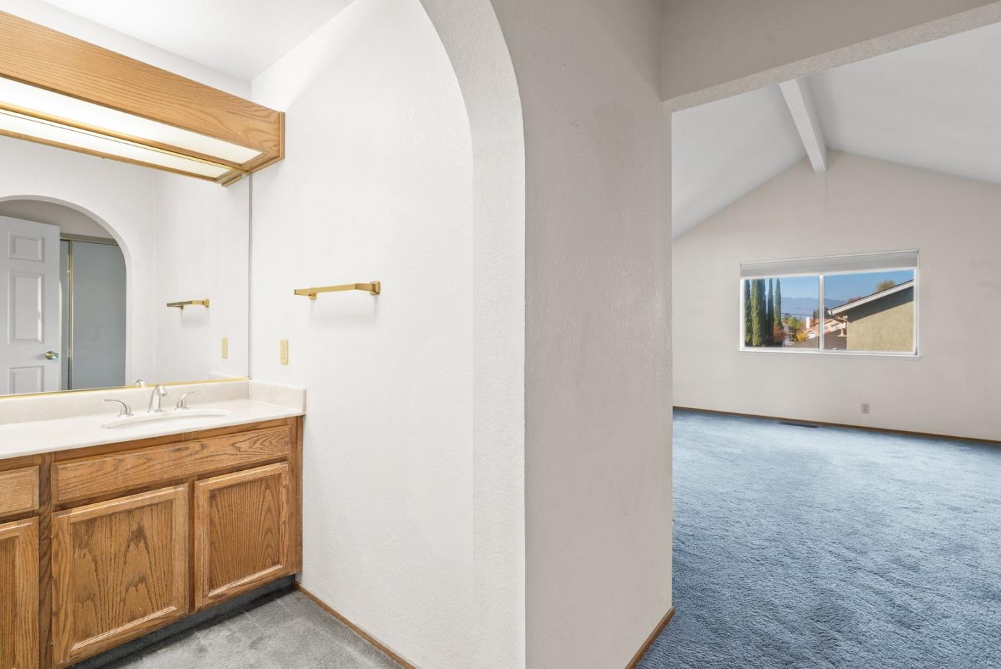 Detail Gallery Image 19 of 33 For 915 Kara Way, Campbell,  CA 95008 - 3 Beds | 2/1 Baths