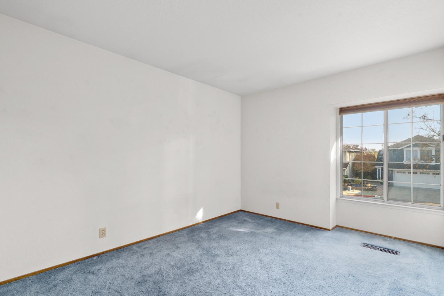 Detail Gallery Image 25 of 33 For 915 Kara Way, Campbell,  CA 95008 - 3 Beds | 2/1 Baths