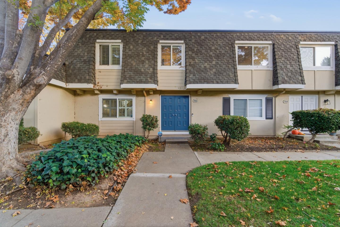 Detail Gallery Image 1 of 33 For 7066 Cypress Point Ct, San Jose,  CA 95139 - 3 Beds | 2/1 Baths