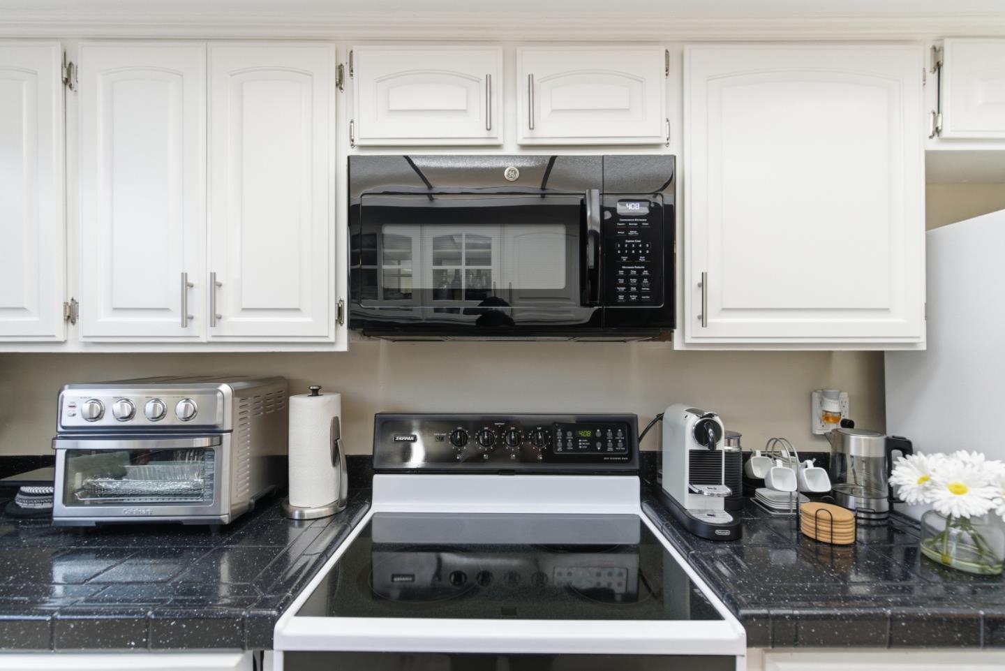 Detail Gallery Image 10 of 33 For 7066 Cypress Point Ct, San Jose,  CA 95139 - 3 Beds | 2/1 Baths