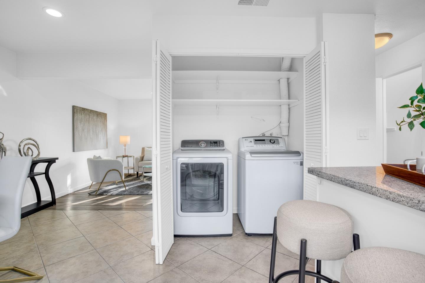 Photo #13: ML82028682 Listing: Photo #13