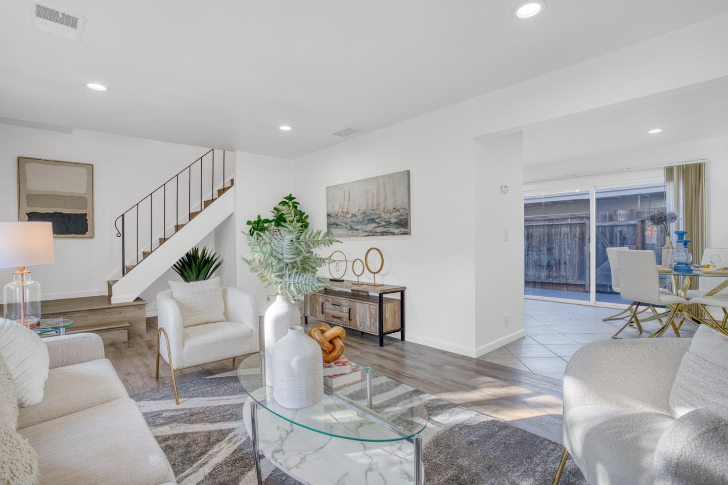 Photo #4: ML82028682 Listing: Photo #4