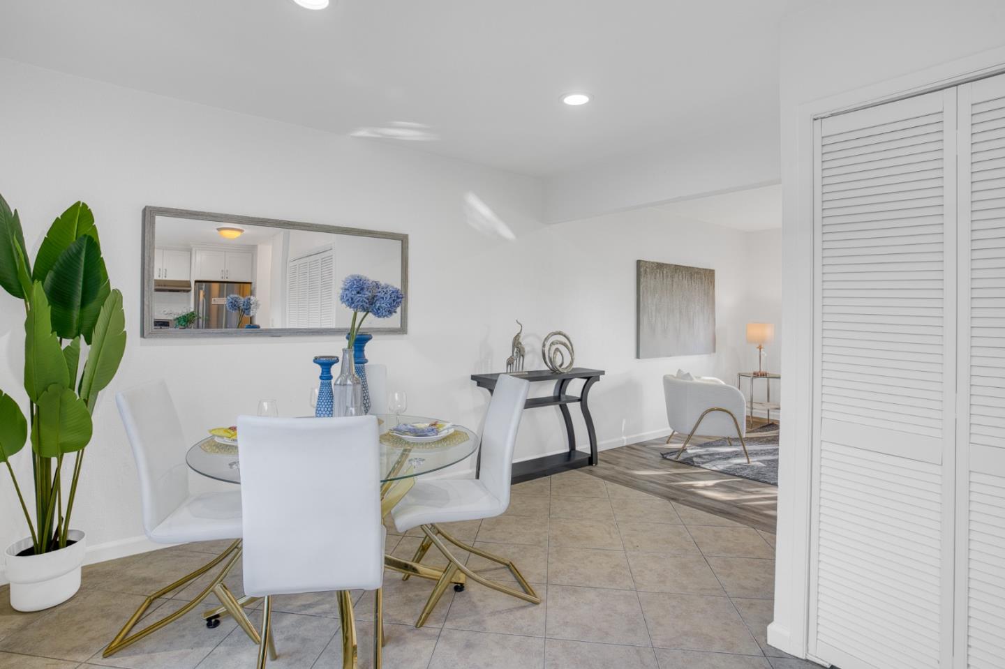 Photo #9: ML82028682 Listing: Photo #9