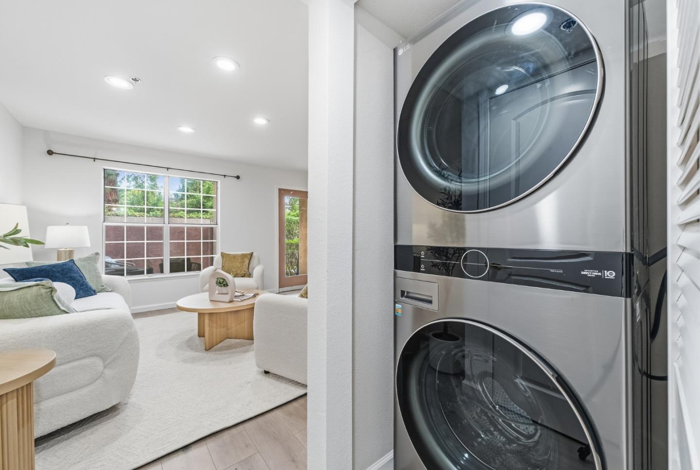 Detail Gallery Image 20 of 36 For 627 E El Camino Real #106,  Sunnyvale,  CA 94087 - 2 Beds | 2/1 Baths