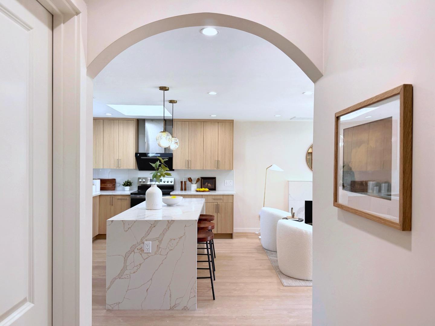 Detail Gallery Image 10 of 18 For 824 Jones Way, Campbell,  CA 95008 - 3 Beds | 2 Baths