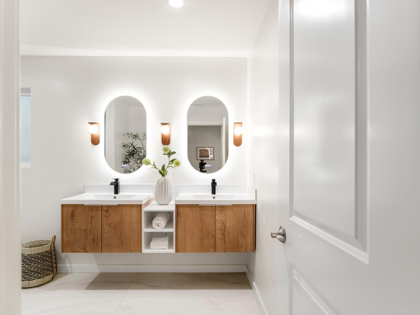 Detail Gallery Image 17 of 18 For 824 Jones Way, Campbell,  CA 95008 - 3 Beds | 2 Baths