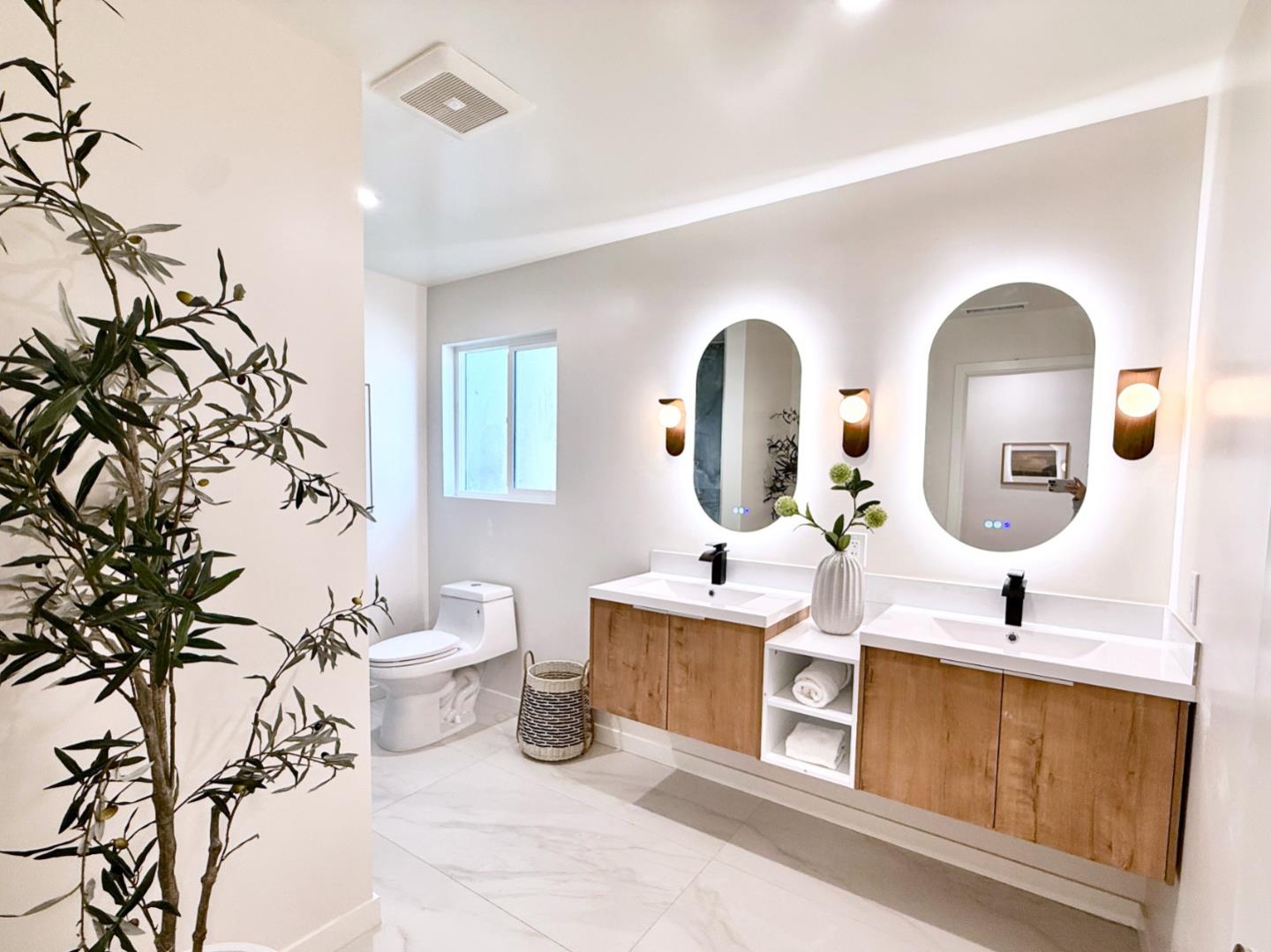 Detail Gallery Image 9 of 18 For 824 Jones Way, Campbell,  CA 95008 - 3 Beds | 2 Baths