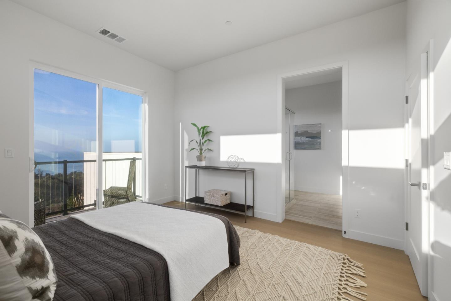 Detail Gallery Image 16 of 30 For 809 Fassler Ave, Pacifica,  CA 94044 - 3 Beds | 2/1 Baths