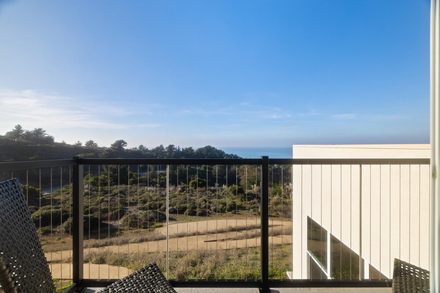 Detail Gallery Image 17 of 30 For 809 Fassler Ave, Pacifica,  CA 94044 - 3 Beds | 2/1 Baths