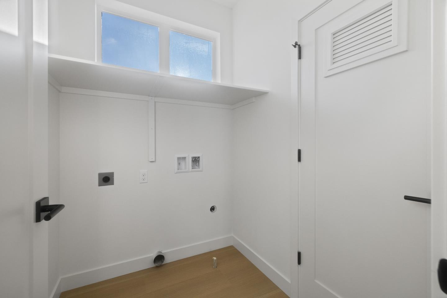 Detail Gallery Image 22 of 30 For 809 Fassler Ave, Pacifica,  CA 94044 - 3 Beds | 2/1 Baths