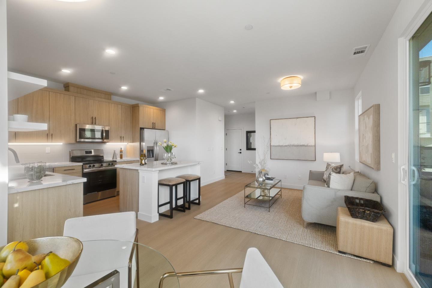 Detail Gallery Image 5 of 30 For 809 Fassler Ave, Pacifica,  CA 94044 - 3 Beds | 2/1 Baths