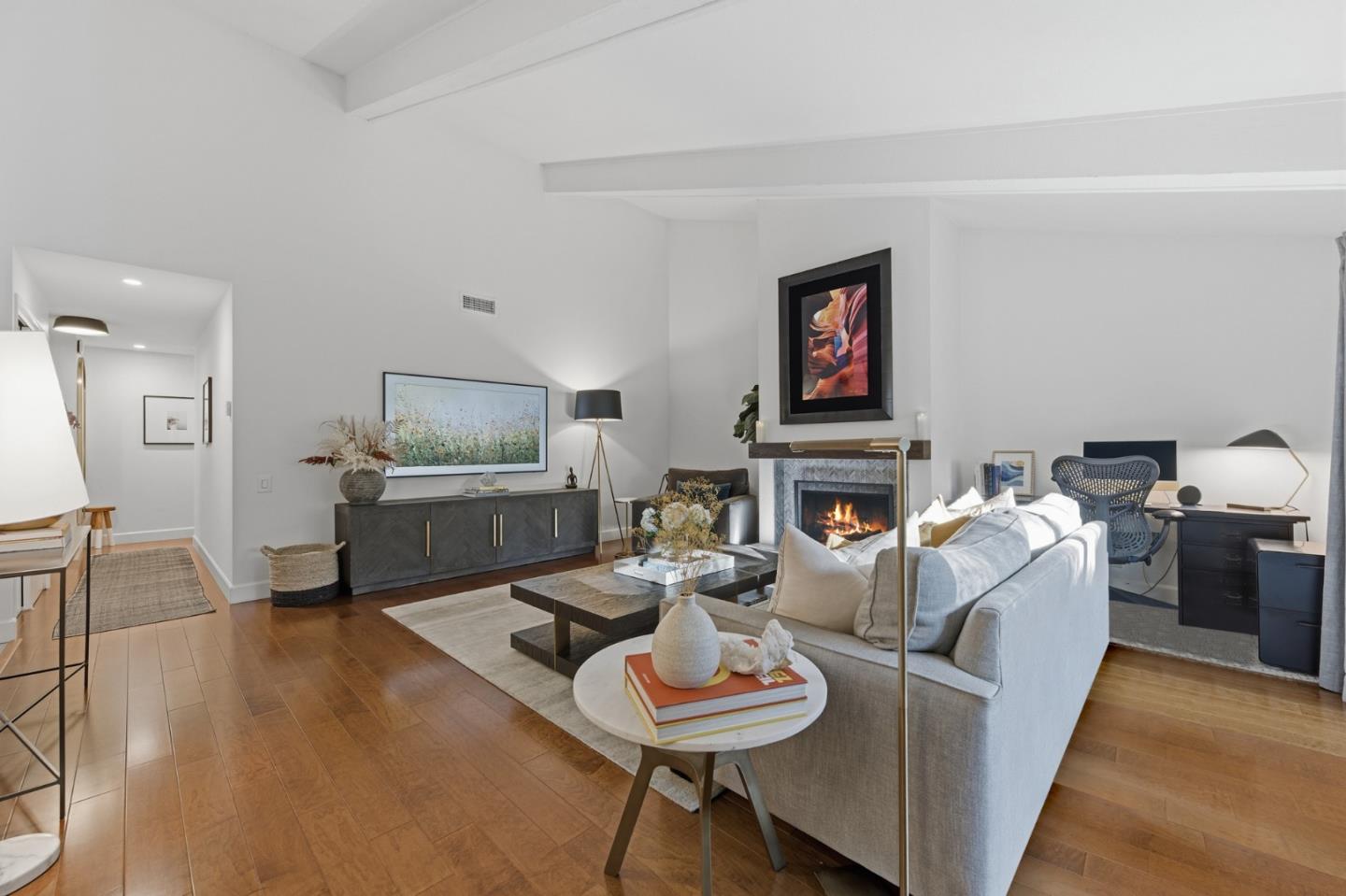 Detail Gallery Image 11 of 35 For 1115 Crestview Dr #2,  San Carlos,  CA 94070 - 2 Beds | 2 Baths