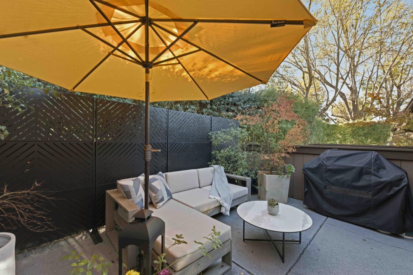 Detail Gallery Image 27 of 35 For 1115 Crestview Dr #2,  San Carlos,  CA 94070 - 2 Beds | 2 Baths