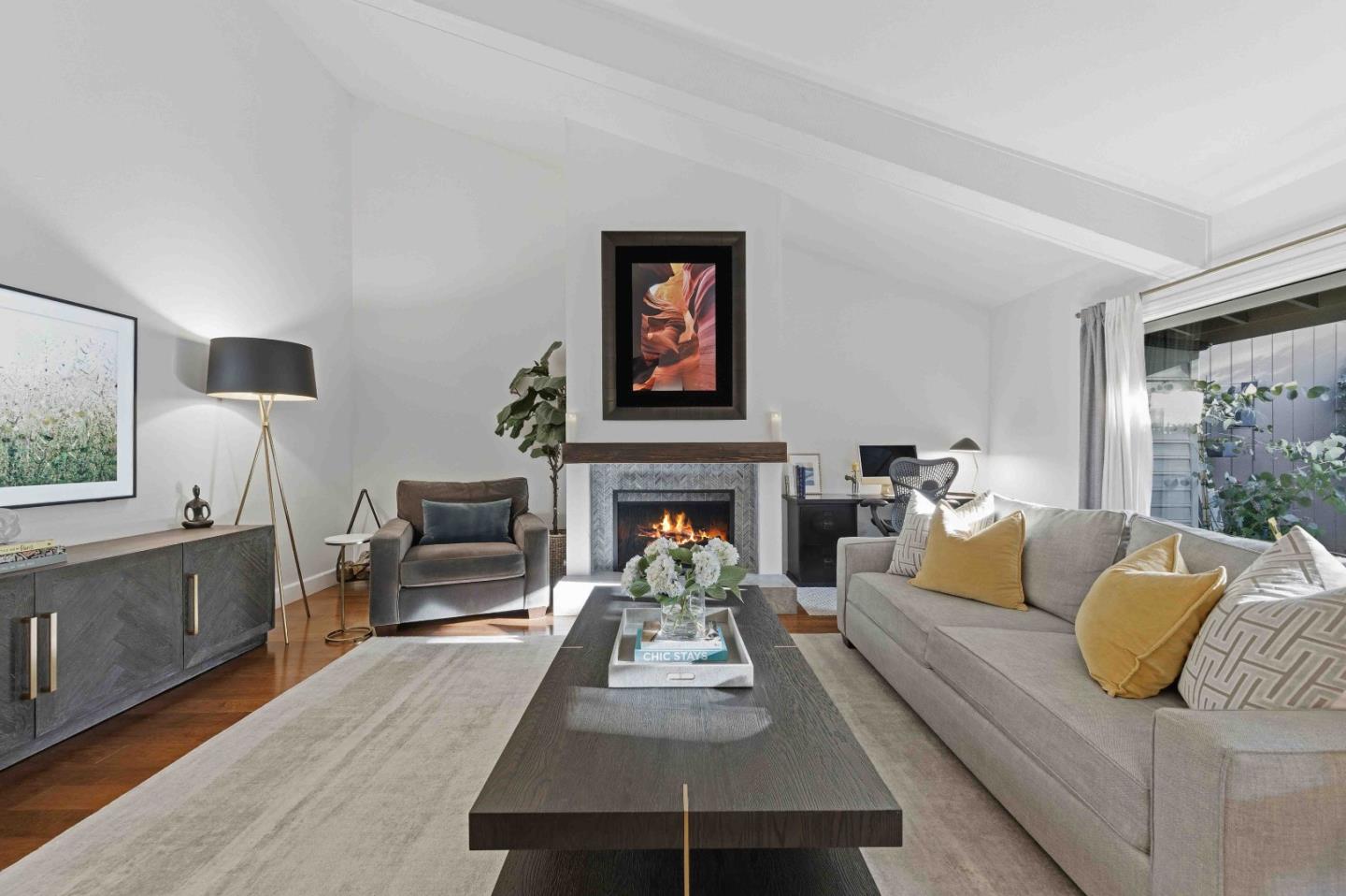 Detail Gallery Image 9 of 35 For 1115 Crestview Dr #2,  San Carlos,  CA 94070 - 2 Beds | 2 Baths